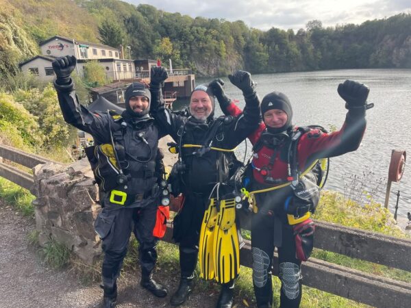 Two more qualified Ocean Divers